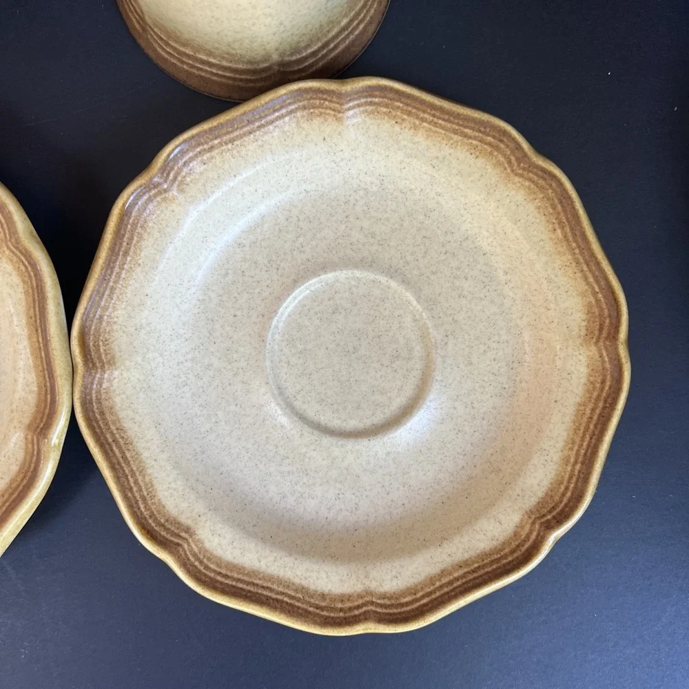 VTG Mikasa Whole Wheat E8000 Cups & Saucers Set of 2 Japan Stoneware EUC
